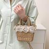 Yogodlns Geantă Messenger Țesută Manual Rattan Floare cu Design Fundă Dantelă Geantă de Umăr Portabilă pentru Depozitare Geantă de Mână Crossbody pentru Timp Liber Zilnic