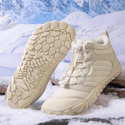 Warme Baumwoll-Schneestiefel: Winterfester Partnerlook zum Bergsteigen