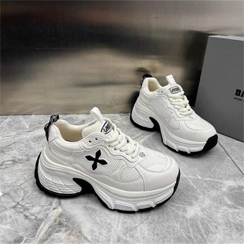 Spring/Autumn Round Toe Thick Sole Fashionable Comfortable Lace-Up Casual Sports Shoes Trendy Breathable Student Walking Shoes
