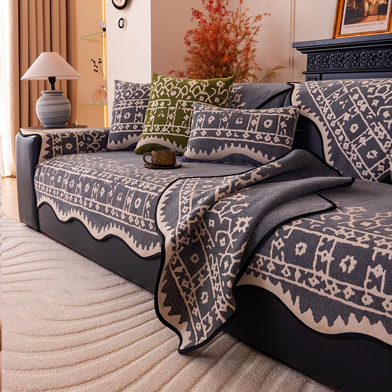 

Special-Shaped Sofa Cushion Irregular French Light Luxury Four-Season Universal Sofa Seat Cushion Non-Slip One-Piece Straight Cover 70*70cm