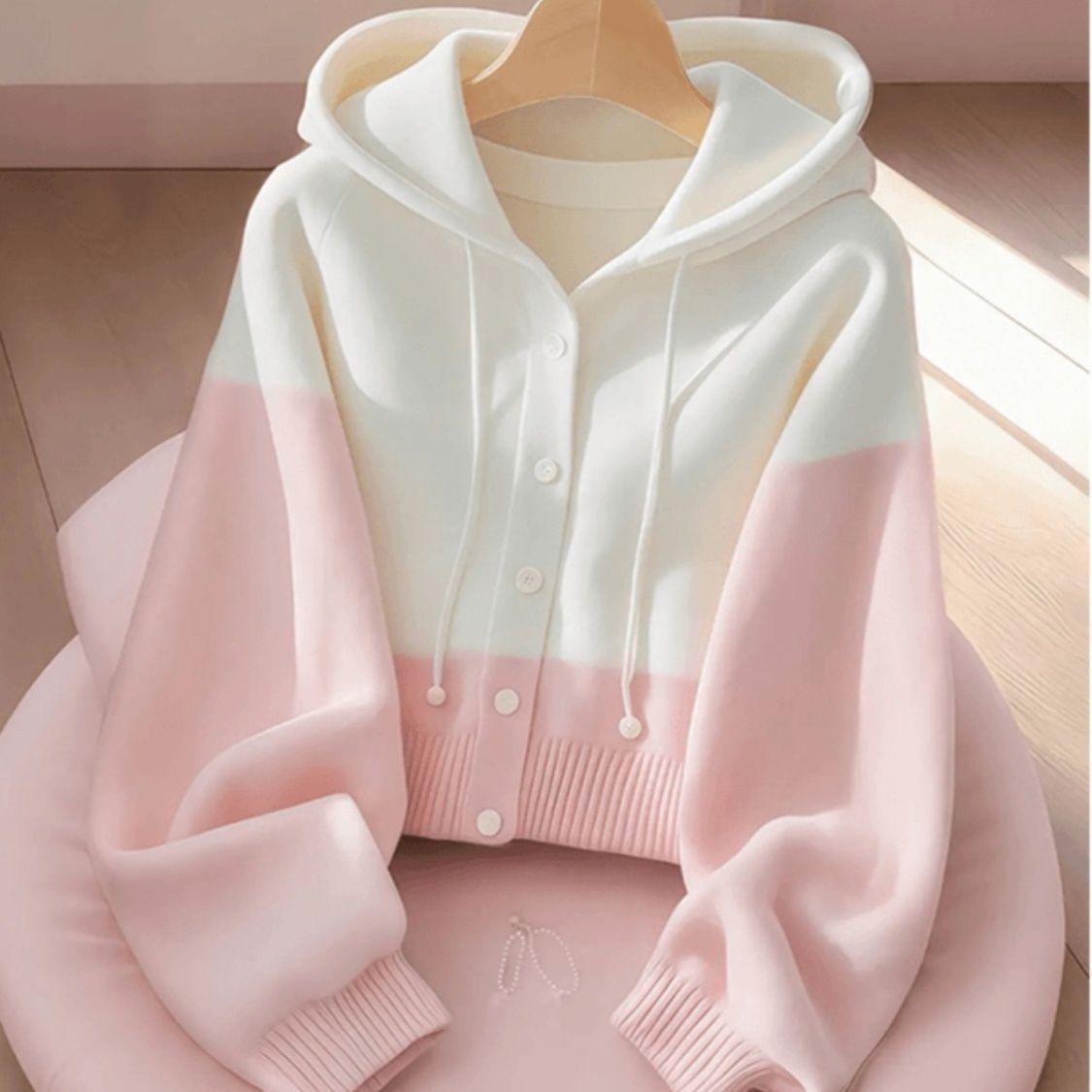 

Pink and white splicing with hooded knitted cardigan sweater women s new seasonal Korean atmosphere top s recommendation ( 40-47.5kg )