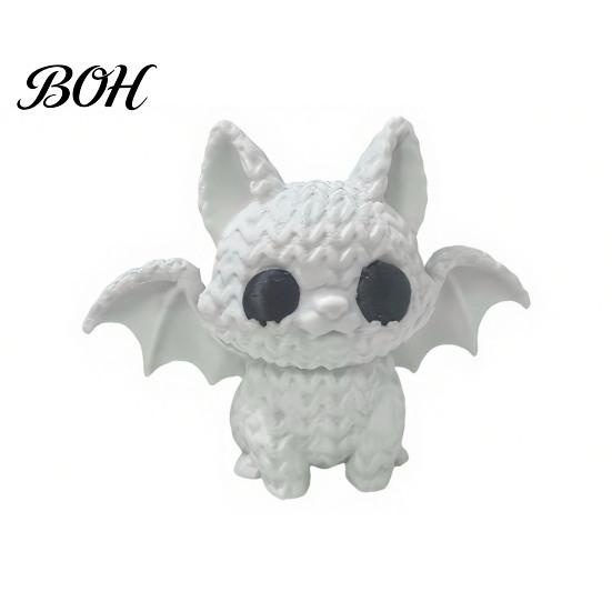 Bat Cat Ornament Festive Halloween Ornament, Knitted Texture Design Figure, Childlike Style Decor Mini Size Sculpture for Party Desk Shelf White