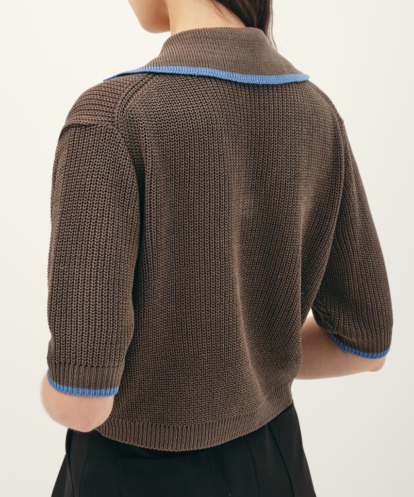 JUN BY JUN K V-Neck Collared Cotton Knit Top_Brown