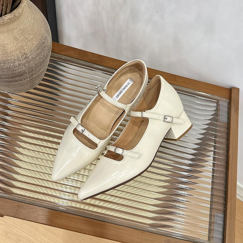 

2025 spring and autumn new pointed head shallow mouth thick heel single shoes women s beige word with Mary Jane shoes inner height-increasing heels 39