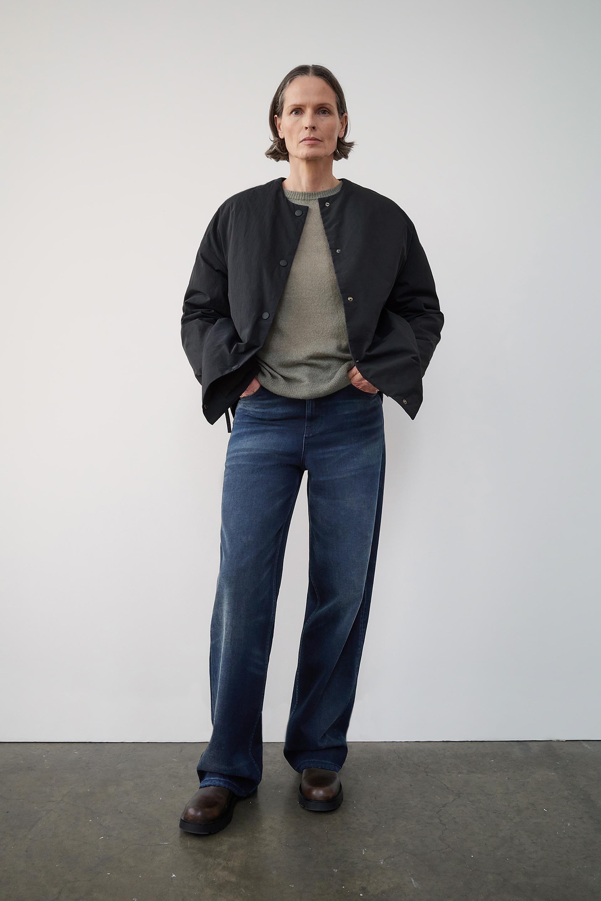 

КУРТКА-ПУХОВИК ИЗ ВОДООТТАЛКИВАЮЩЕЙ ВОДЫ ZW COLLECTION