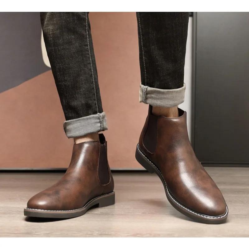 Fashion Men's Leather Shoes 2025 New Fashion Retro Plus Size Short Boots with Pointed High Top British Style Casual Leather Boots