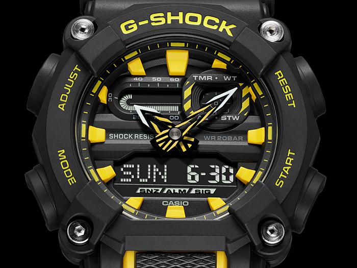 Casio G-SHOCK Men's Resin 200M Water Resistant Analog Shock Resistant Quartz Watch GA-900A-1A9