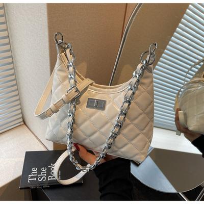 Rauten-Ketten-Tasche Damen Frühling und Sommer Neue Mode Nische Schulter-Umhängetasche Gefühl Eimer-Tasche