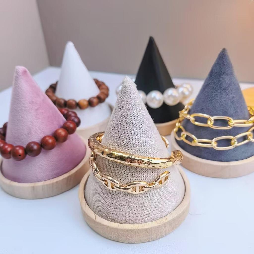 Velvet Cone Bracelet & Ring Display Stand