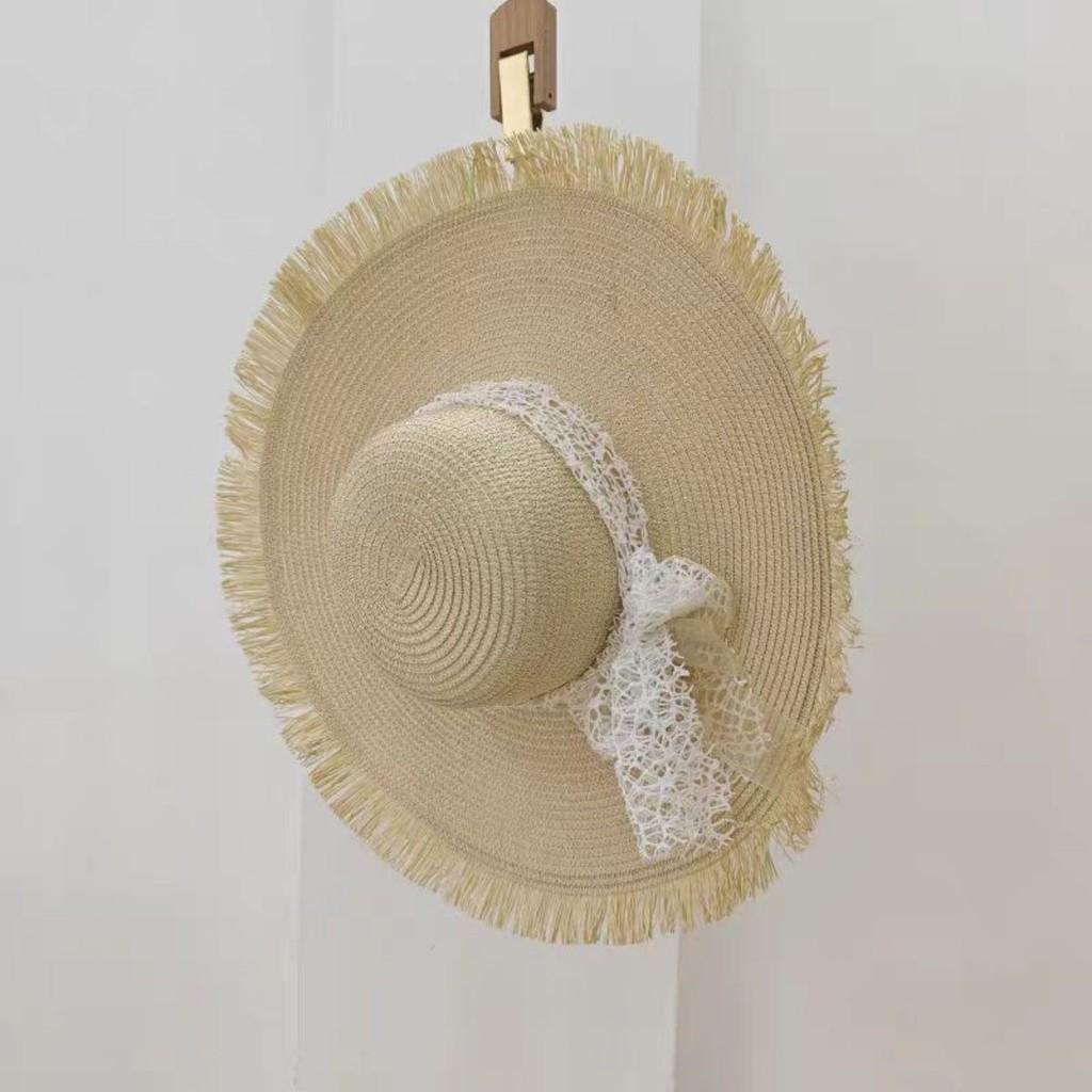Summer Straw Hat With Wide Brim And Lace Edge For Sun Protection And Travel