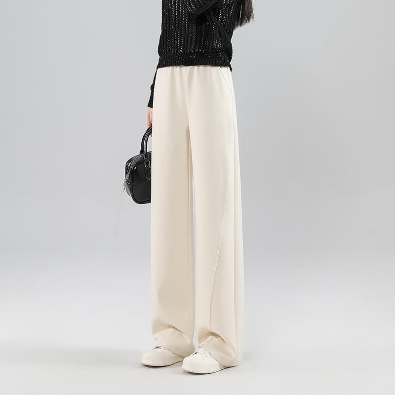 

Women s Slim Air Layer Banana Pants - Versatile, Comfortable, Skin-Friendly Casual Wear for Petite Individuals - Perfect for Spring and Autumn. M for 95-110 lbs