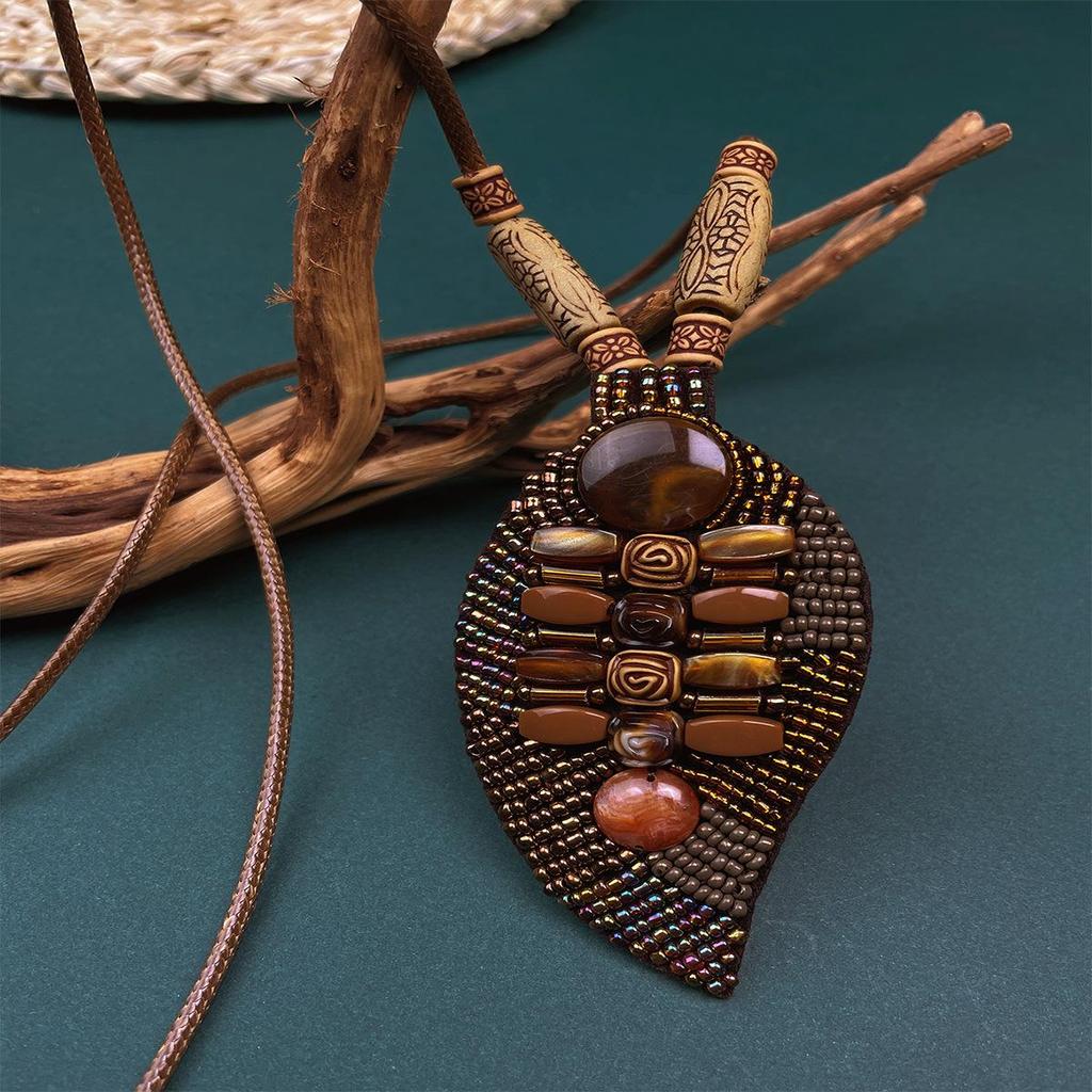 Nepalesische Retro Quastenanhänger Pulloverkette