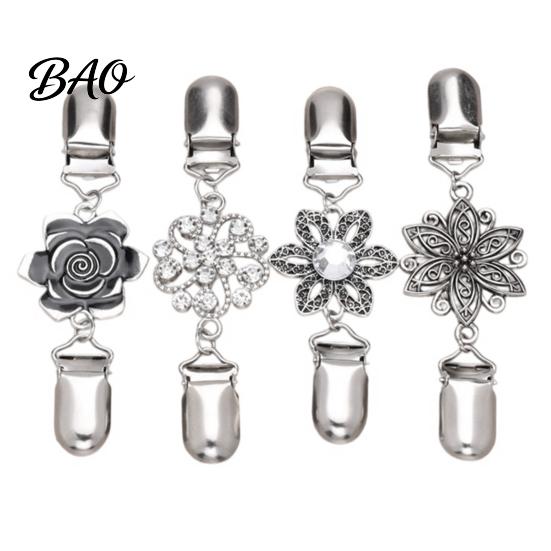 Gold Silver Cardigan Holders 4Pcs Vintage Sweater Clips for Women Girls, Retro Floral Clips, Elegant Scarf Clasps Fashion Accessories Shawl