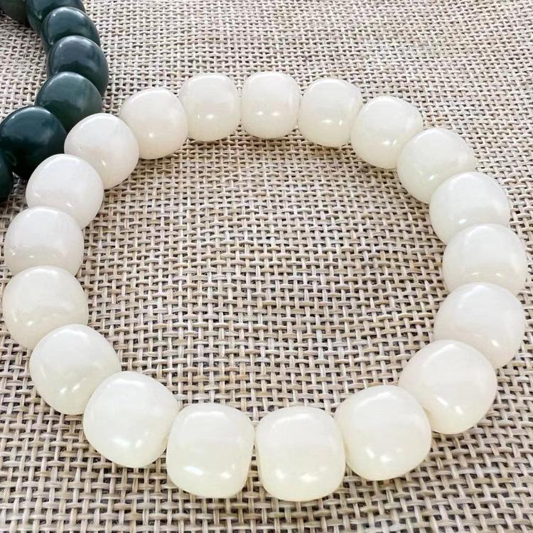 Weathered Buddhist Beads Bracelet with King Kong Knot and Lotus Bodhi Design
