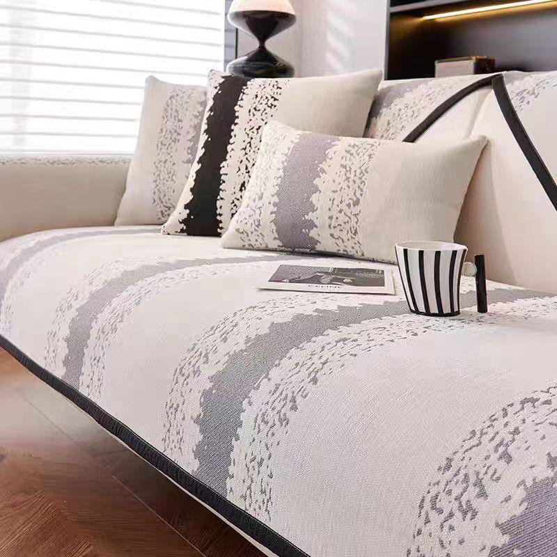 

Новая французская полосатая диванная подушка, четырехсезонная универсальная градиентная диванная подушка, противоскользящая пылезащитная синельная наволочка для дивана 70x70