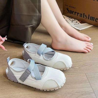 Xiaoxiangfeng buty pojedyncze buty na rzepy damskie 2025 nowe letnie siateczkowe oddychające casualowe buty typu board płaskie buty Mary Jane