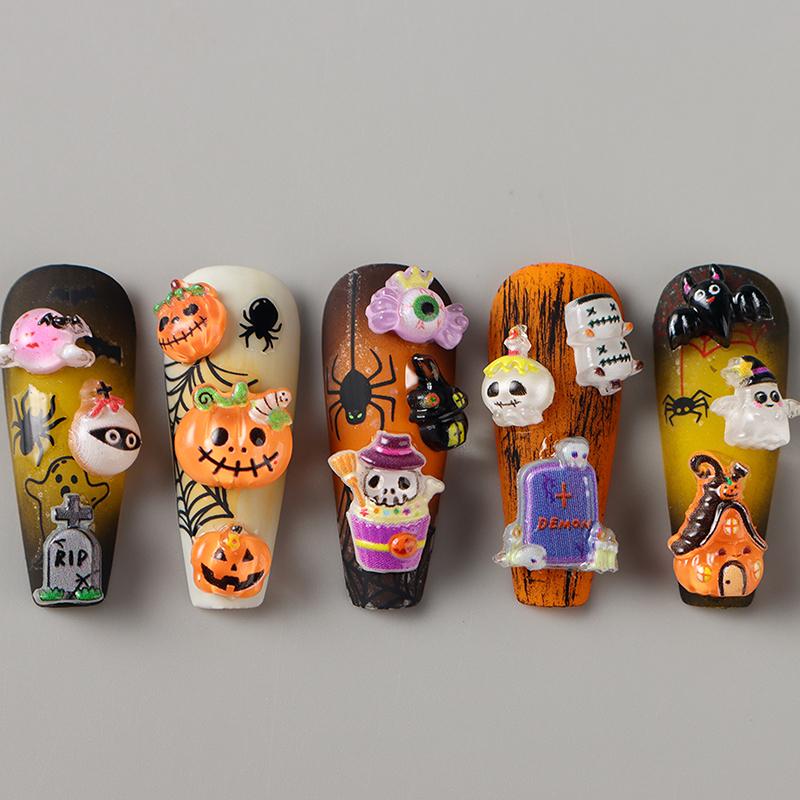 50/100Pcs Kawaii Halloween Nail Charms Cartoon Pumpkin Ghost Cat Mixed Sized Resin Ornaments Cute Spider Web Bat Nail Decor