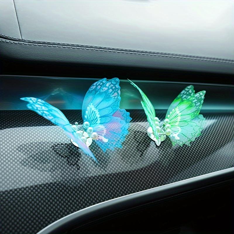3Pcs 3D Dynamic Butterfly Car Interior Decoration Auto Dashboard Vent Clip Ornaments For Woman Man Gift Car Accessories Supplies