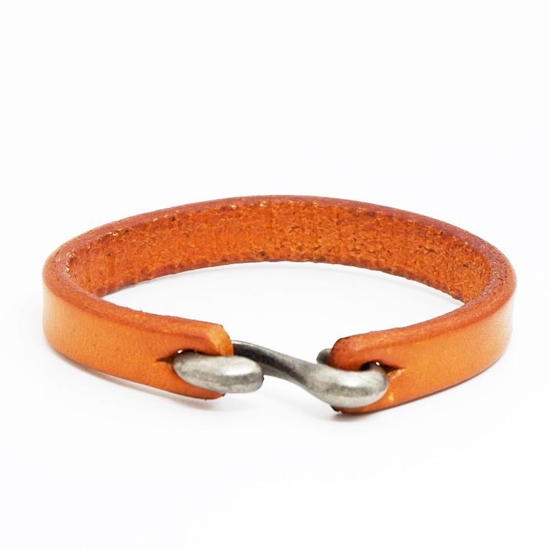 Men's and Women's Retro Trend S Buckle Leather Bracelet, The Jewelry Is Really Simple Leather Bracelet