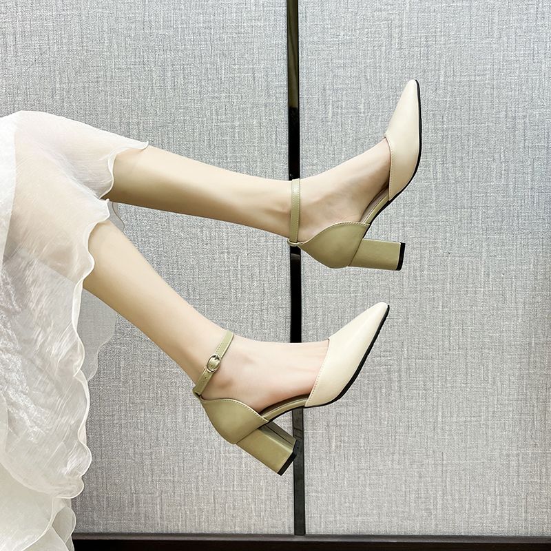 Cheap Horseshoe Heel with Buckle High Heels Thick with Round Toe