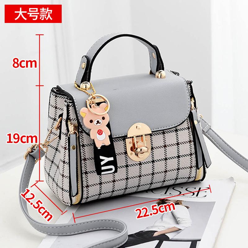 

Bag women s spring new women s bag portable shoulder oblique span bag soft leather small bag fashionable green women s bag