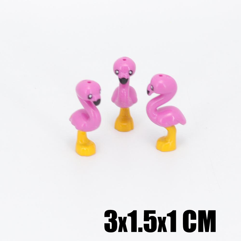 Cute Modeling Small Animals Assembled Building Block Scene Accessories Parts Chicken Husky Fighting Dog Flamingo Ornament