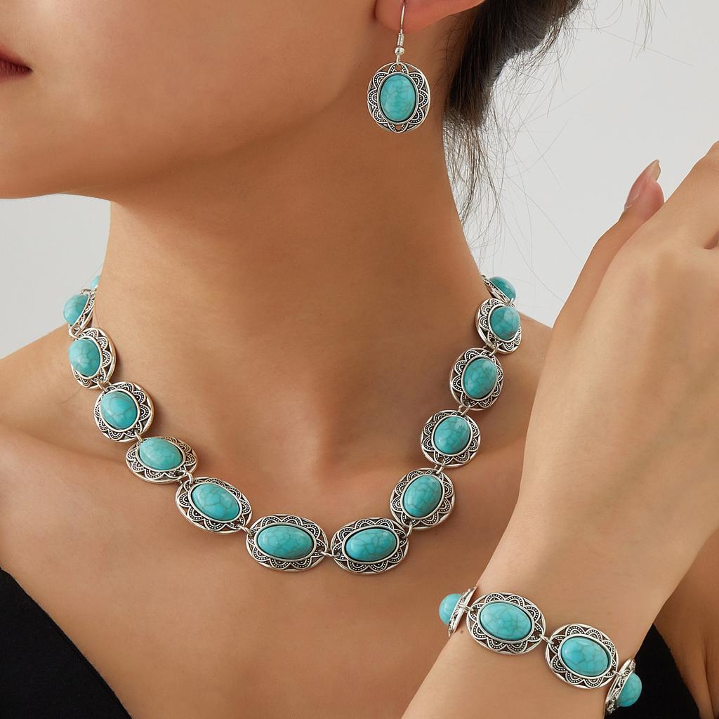 Retro Ethnic Style Choker Necklace Set , Turquoise Three - Piece Jewelry Set , Fashion Designer Choker and Earrings for
