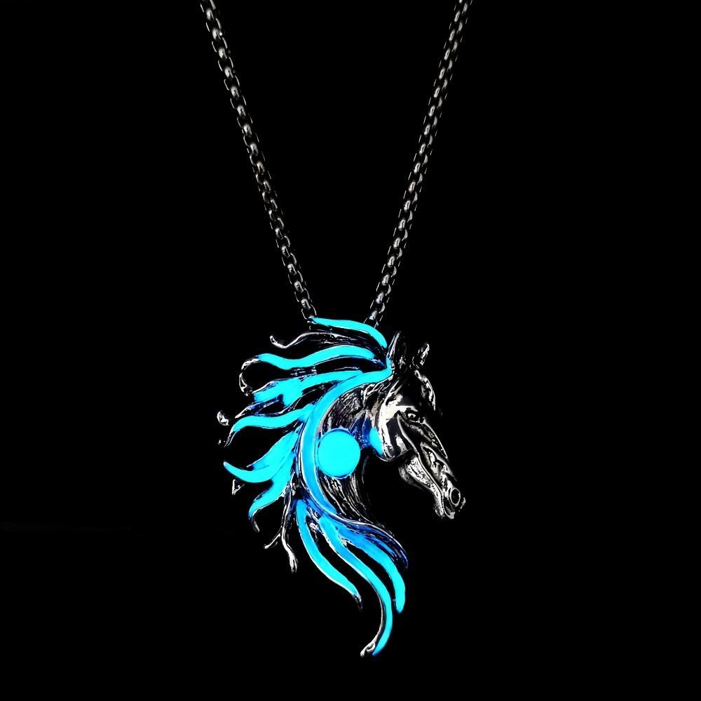 

Zinc Zinc Alloy Luminous Horse Pendant Glow In The Dark Glowing Necklace Hiphop Rock Couple Chain Unisex синій