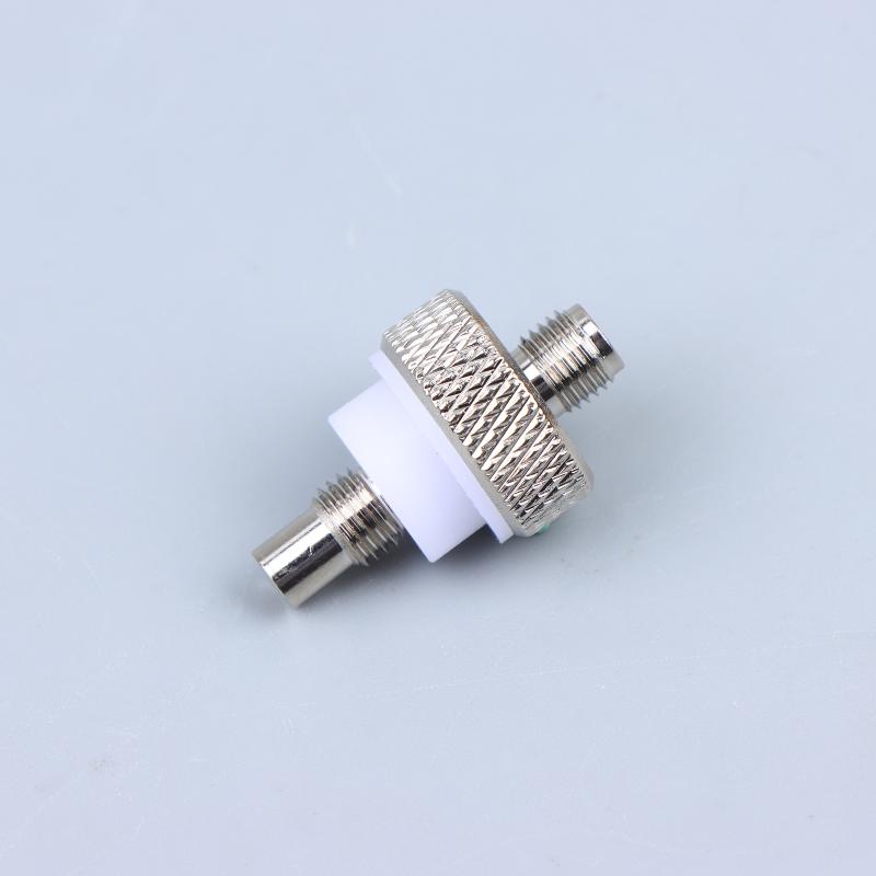 SMA Female Antenna Adapter for Walkie Talkie R7 Plug Sturdy Design for Clear Communication Supports Connection to External Antenna