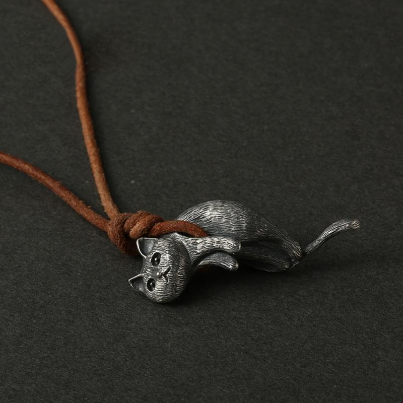 Handmade Cat Pendant Necklace Cute Animal Collarbone Necklace Fashion Statement Jewelry Lovely Gift for Men Women