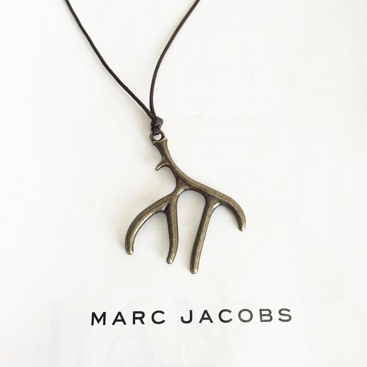 Retro Small Fresh Mori Minimalist Necklace, Ethnic Style Antler Pendant, Couple Versatile Long Sweater Chain Accessories