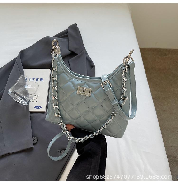 Niche Design Diamond Chain Single Shoulder Underarm Stray Bag 2025 New High-end Versatile Commuter Messenger Women's Bag