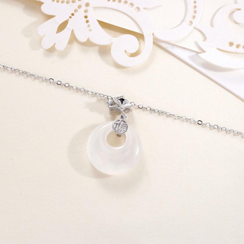 Sansheng has apricot white chalcedony safety buckle necklace for women, niche retro fashion high-end lucky brand necklace for women