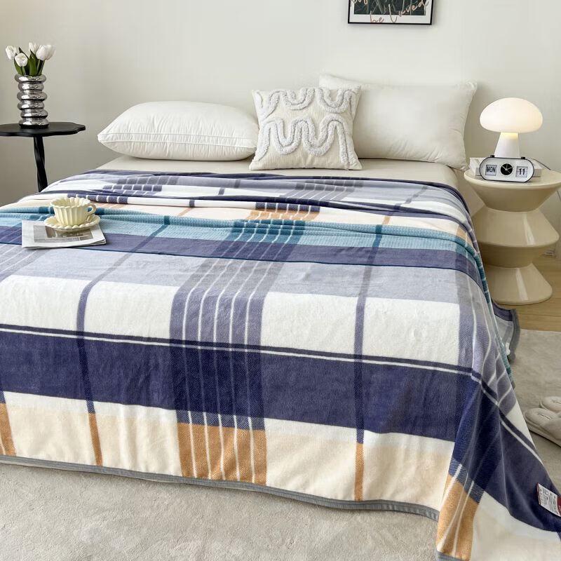 Bergamot Cloud Velvet Nap Throw Blanket