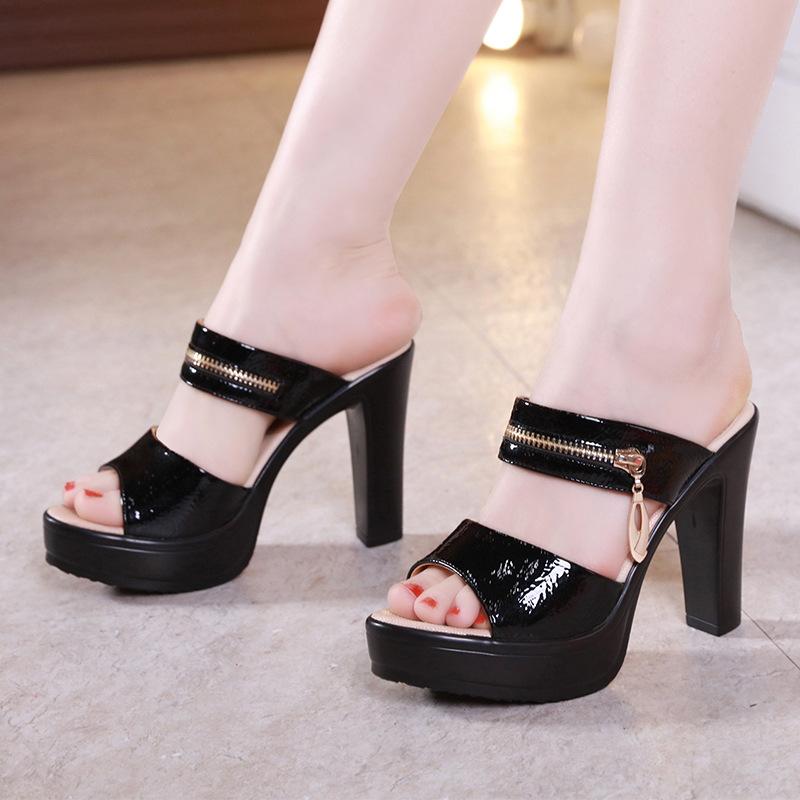 Fashion Women'S Shoes Patent Leather Slippers Female Sandals Casual Slip-On Fretwork Cut-Outs Mixed Colors 2025