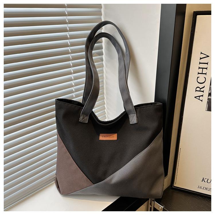 

Large-capacity bag women s 2025 new summer commuter cloth bag shoulder bag college student large bag tote bag canvas bag чорний
