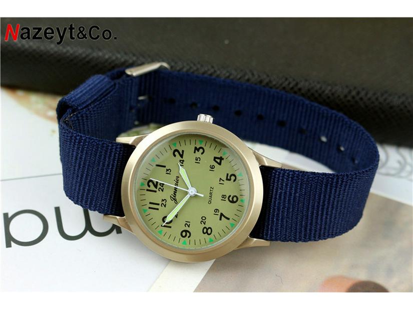 Leuchtende wasserdichte Nylonuhr, 24-Stunden-Zifferblatt, für Jugendliche und Erwachsene, Unisex Sport Militärdesign