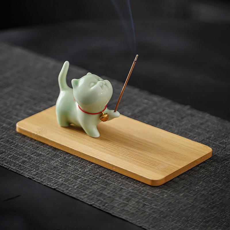 Cute Cat Incense Burner Stick Holder Mini Lovely Cat Incense Burner With Bamboo Mat Home Decor Tea Pet Tea Ceremony Accessories