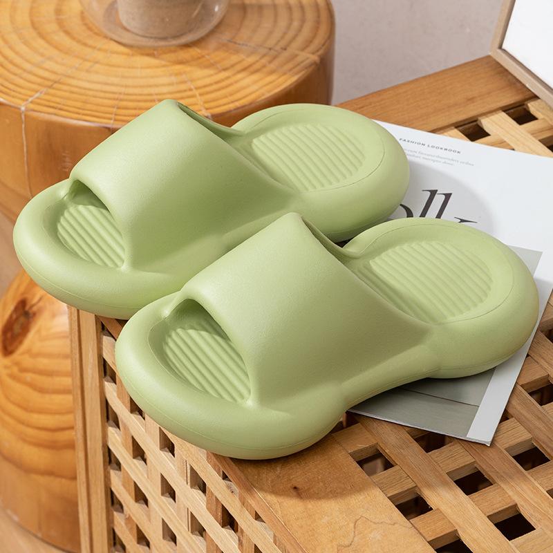 Slippers Women EVA Soft Bottom Indoor Home Slides Sandals Light Beach Shoes Male Slippers Flip Flops 2024