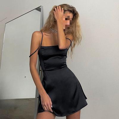 Evropský a americký letní temperament jednobarevné křížené ramínka sexy dámské slim fit šaty