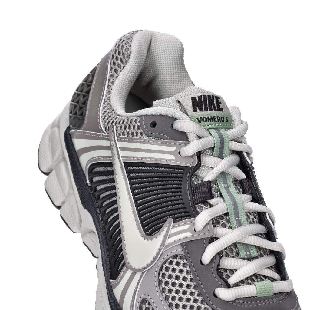 Nike Air Zoom Vomero 5 Cobblestone Bayan Spor Ayakkabı Gri Açık Kemik FB8825-001