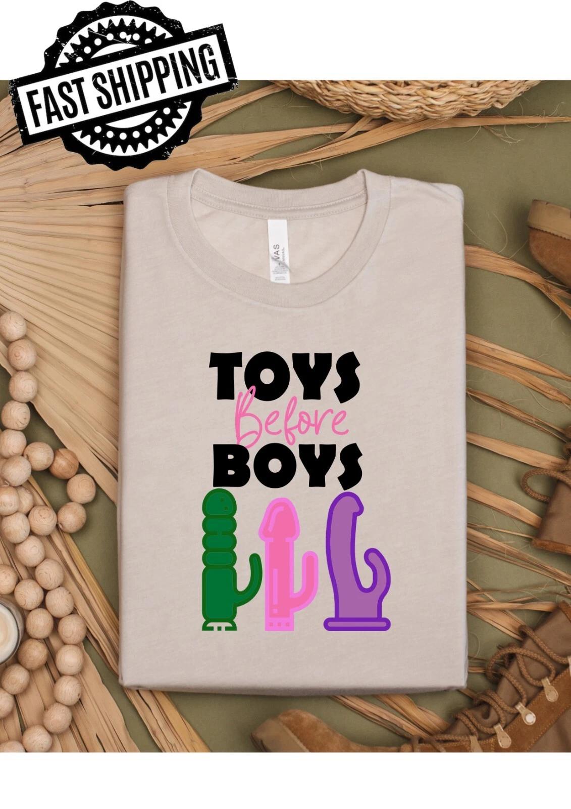 Toys Before Boys Fun/Rude Hen Parties Crew Neck T-Shirt, T-Shirt Night Fun M