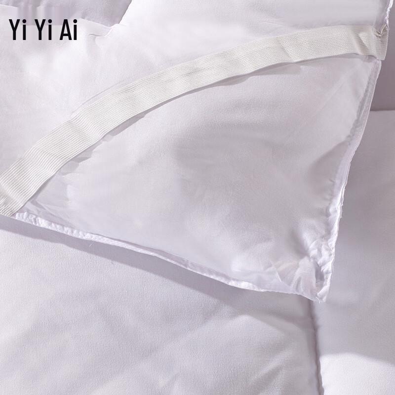 YIYIAI Blended Cotton Mattress Topper