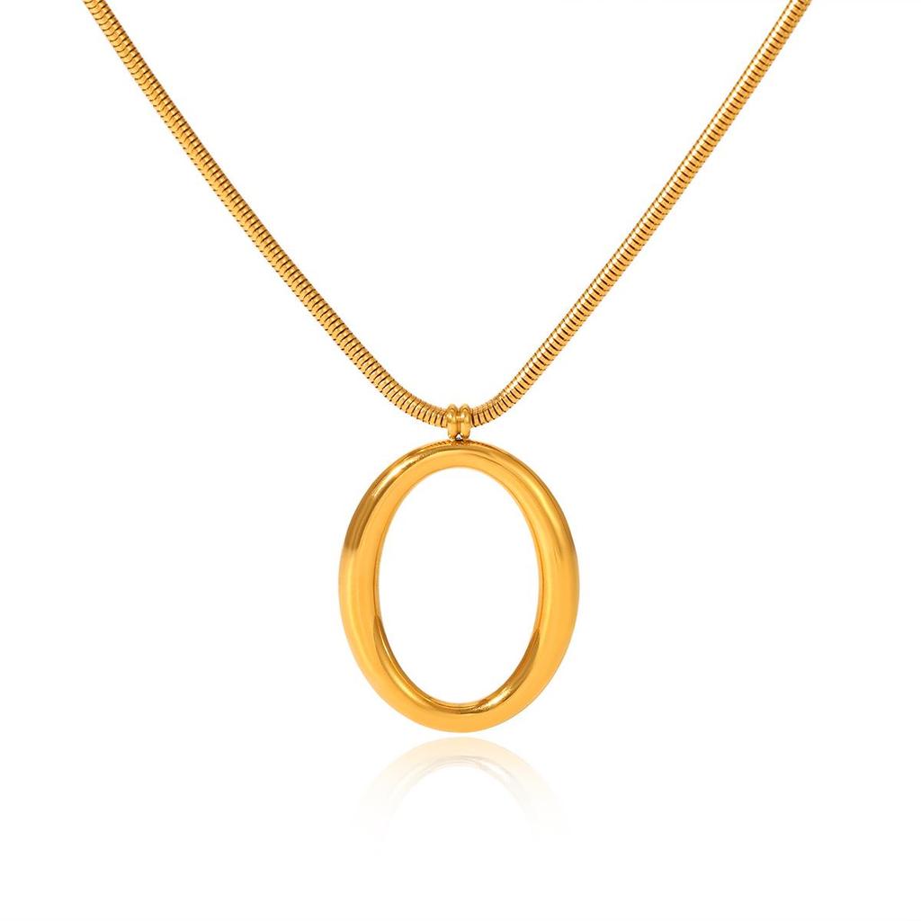 Minimalist 18K Gold Titanium Steel Circle Necklace for Women - Luxurious and Stylish
