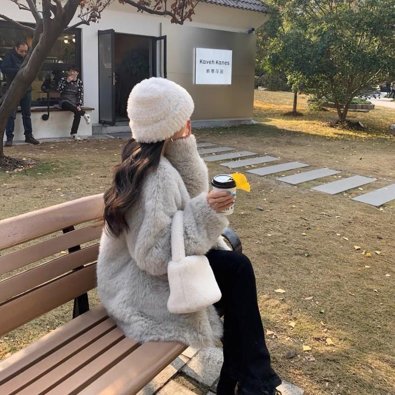 Nová dámská podzimní a zimní silná teplá pletená čepice s ochranou uší z umělé kožešiny, vlněná čepice