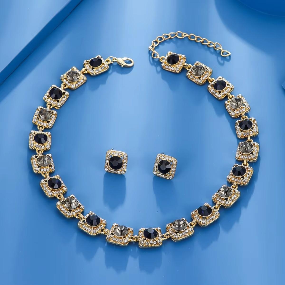

Черные Квадратные Стразы Ожерелье Серьги Наборы Модные Свадебные Свадебные Легкая Роскошь Вечеринка Свидания Женщины Пара
