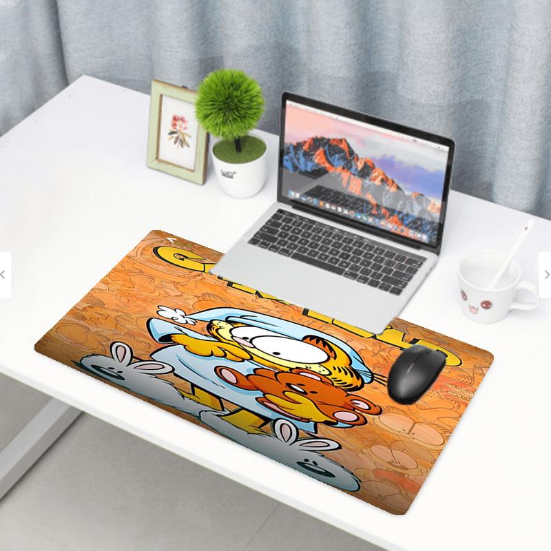 Garfield Print Mouse Pad, Anti‑Slip Desktop Keyboard Mat, for PC Laptop Gaming Working Daily Use, Cool Festival Surprise Gift