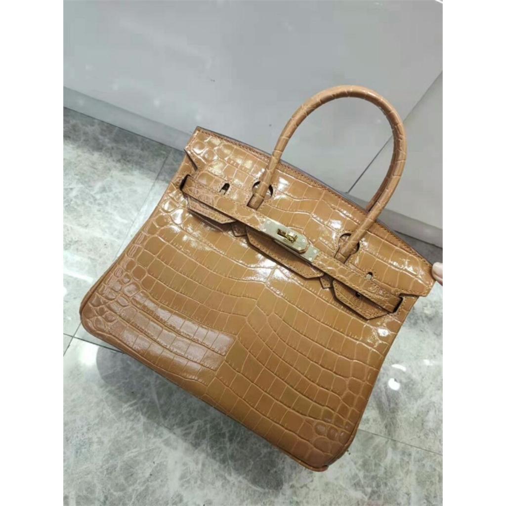 FD64102940 Herbst und Winter neue Platin Macaron Serie Krokodilmuster tragbare Schulter Rindsleder Tasche 25CM