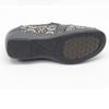 Shiz Madam Women S Wave Pattern Leather Slip On ShoeS A42341
