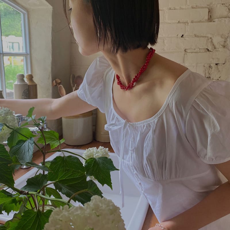 

etrive Rojo Necklace red pearl